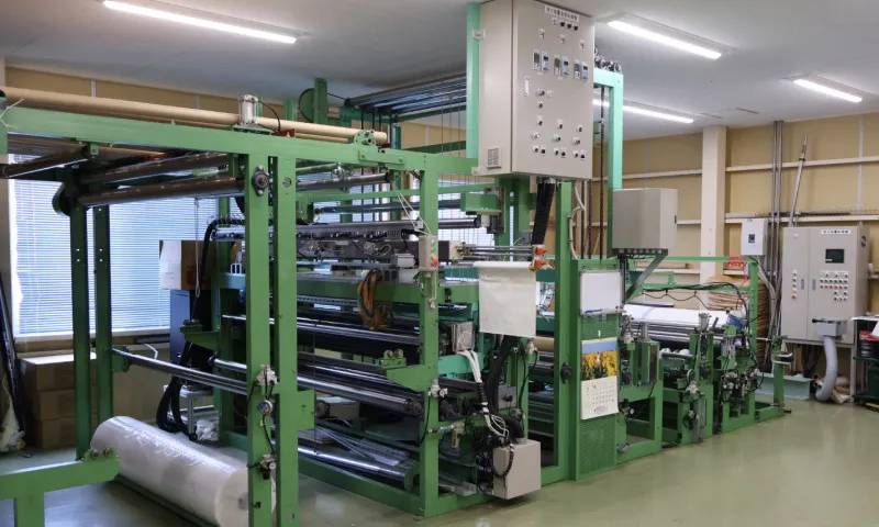 貼り合わせ加工機